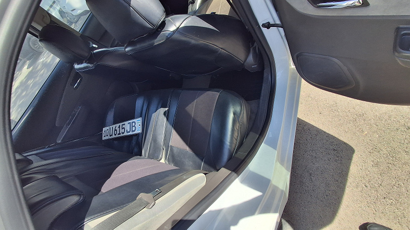 Фото лота: CHEVROLET COBALT, фото 9 из 12