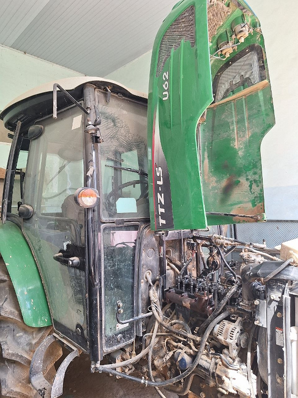 Фото лота: TTZ-LS U62 traktor 70EA040, фото 3 из 4