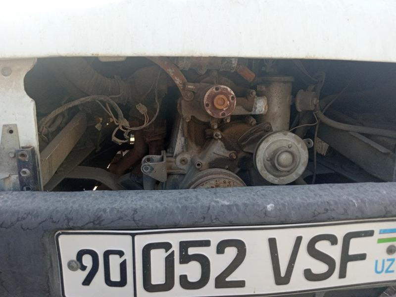 Фото лота: GAZ (mikro avtobus) 3221, фото 2 из 9