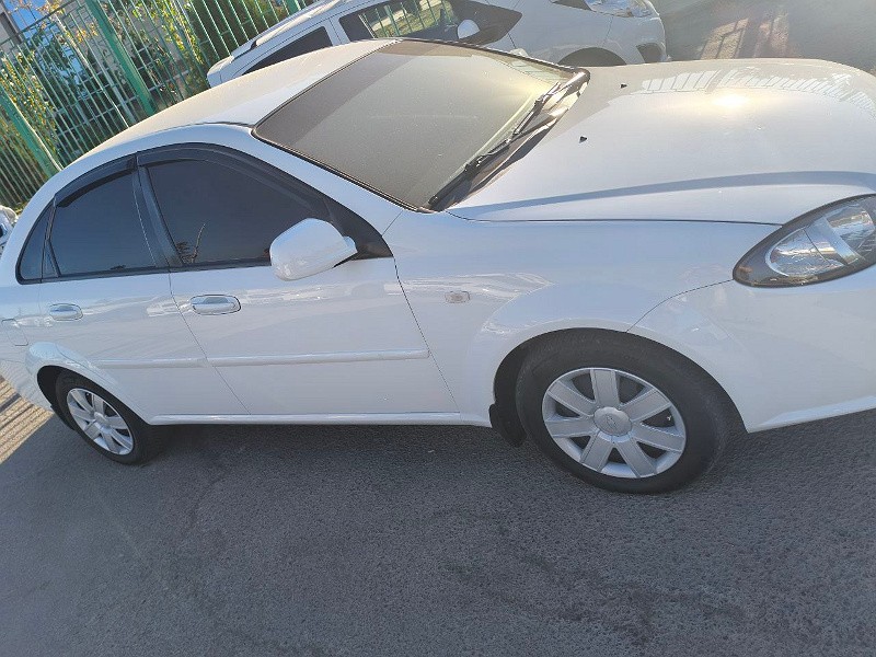 Фото лота: CHEVROLET LASETTI, фото 4 из 9