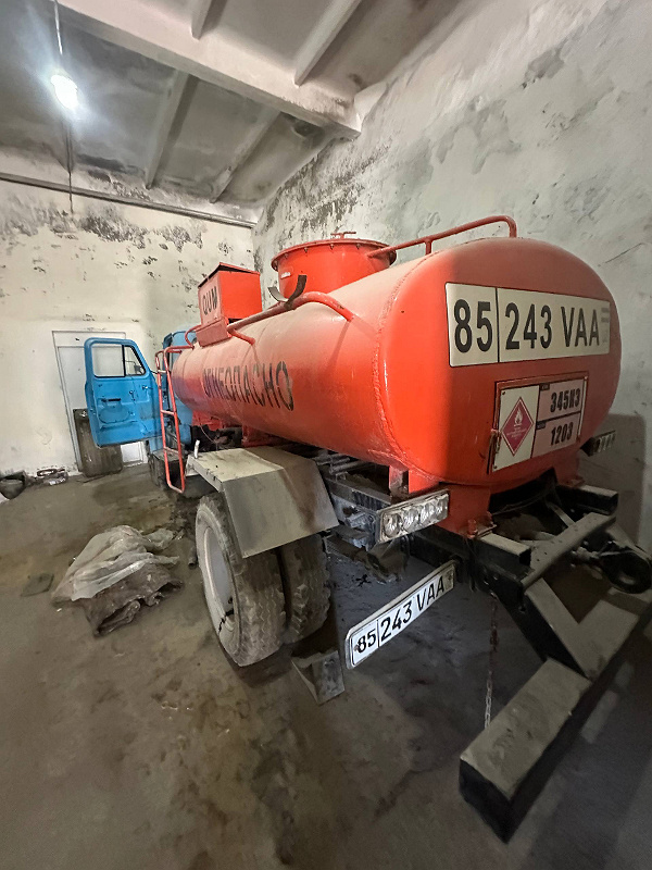 Фото лота: GAZ 53 FTS 4.2, фото 1 из 13