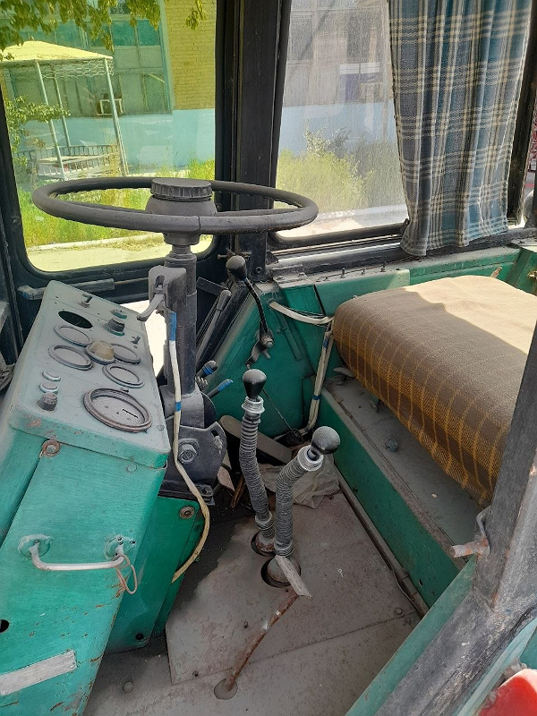 Фото лота: Traktor TT3-80.10, фото 4 из 7