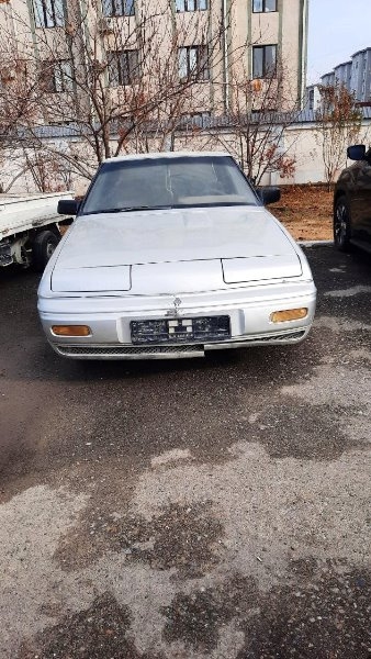 Фото лота: MAZDA 929, фото 1 из 9