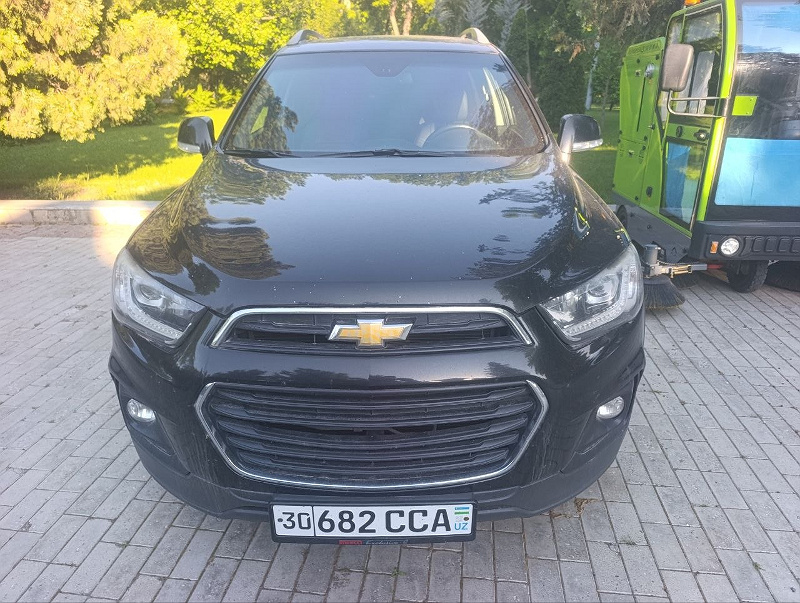 Фото лота: CHEVROLET CAPTIVA, фото 1 из 5