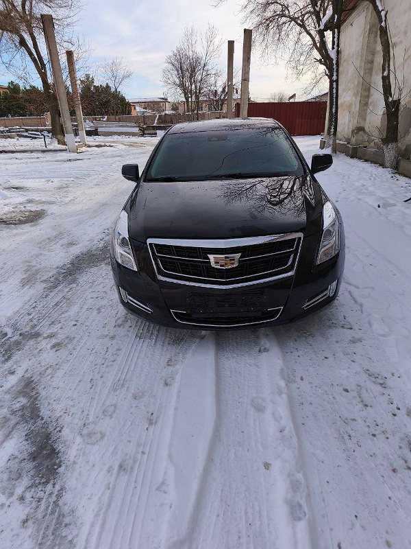 Фото лота: CADILLAC XTS, фото 1 из 5