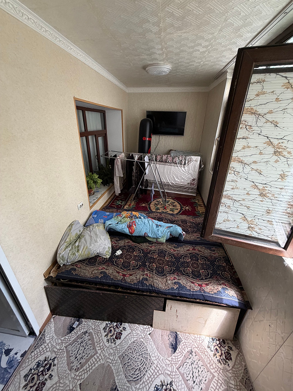 Фото лота: Квартира в многоэтажном доме, фото 2 из 8