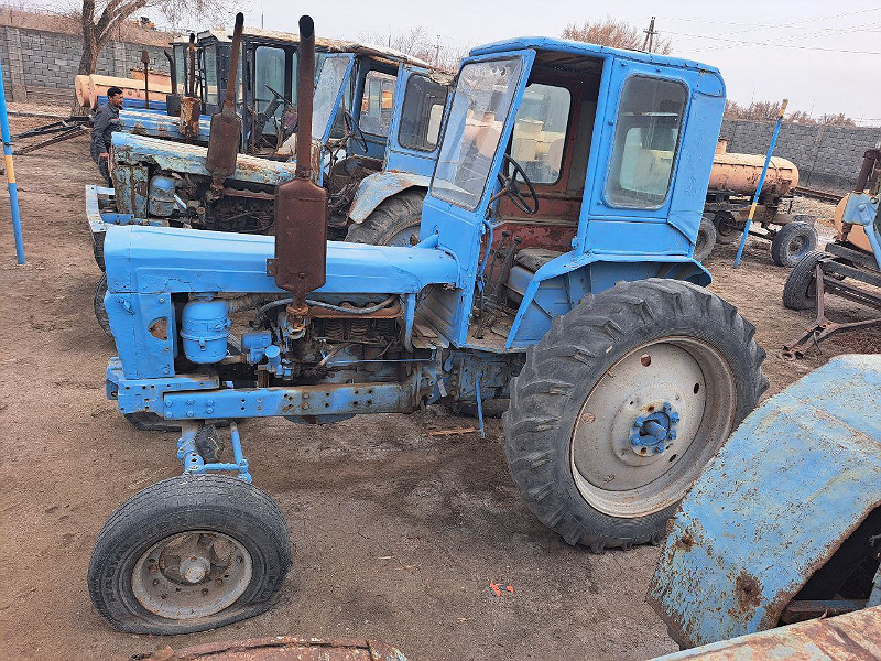 Фото лота: Traktor T-28MC1, фото 4 из 4