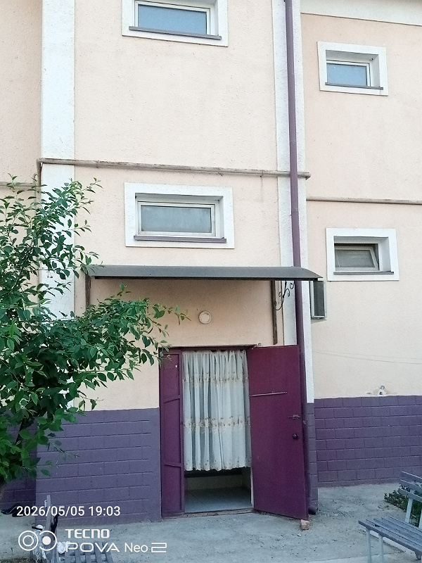 Фото лота: Квартира в многоэтажном доме, фото 1 из 8