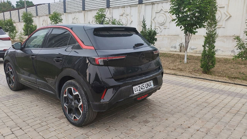 Фото лота: OPEL OPEL MOKKA, фото 2 из 7