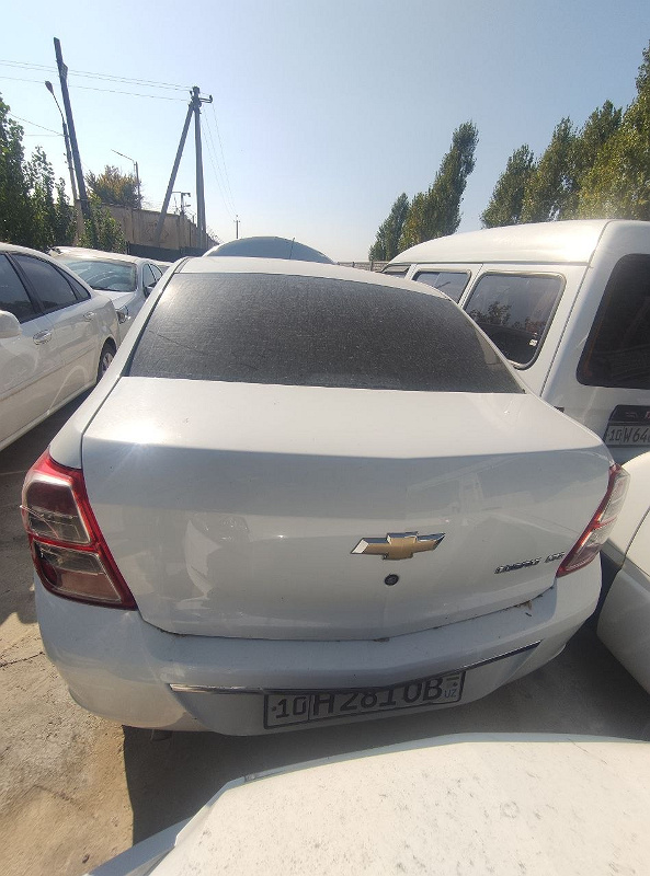 Фото лота: CHEVROLET COBALT, фото 2 из 10