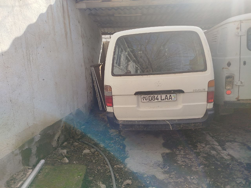 Фото лота: TOYOTA HIACE, фото 1 из 6