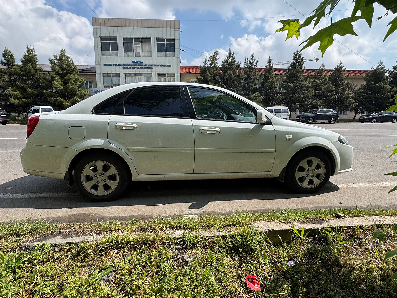 Фото лота: Chevrolet Lacetti 2, фото 5 из 10