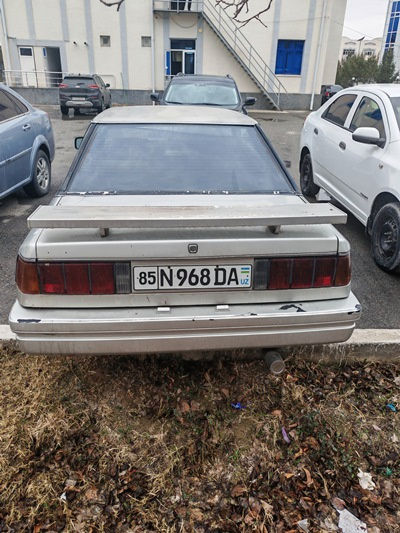 Фото лота: MAZDA 929, фото 8 из 9