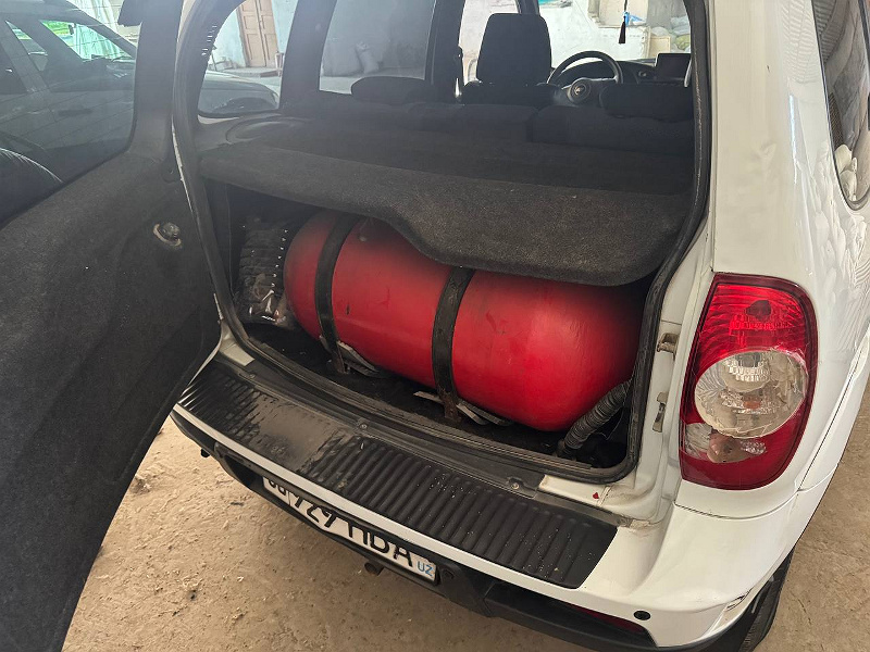 Фото лота: CHEVROLET NIVA 21230055GLC, фото 6 из 9