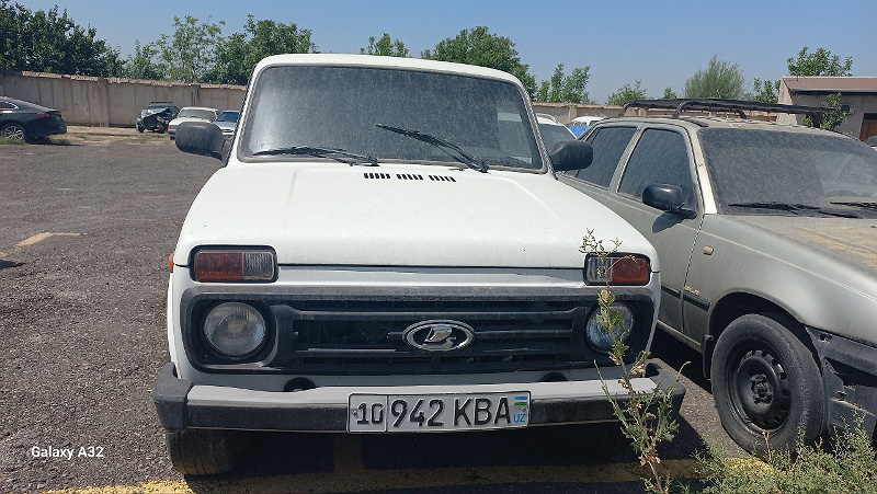 Фото лота: LADA NIVA/21214-011-50, фото 1 из 9