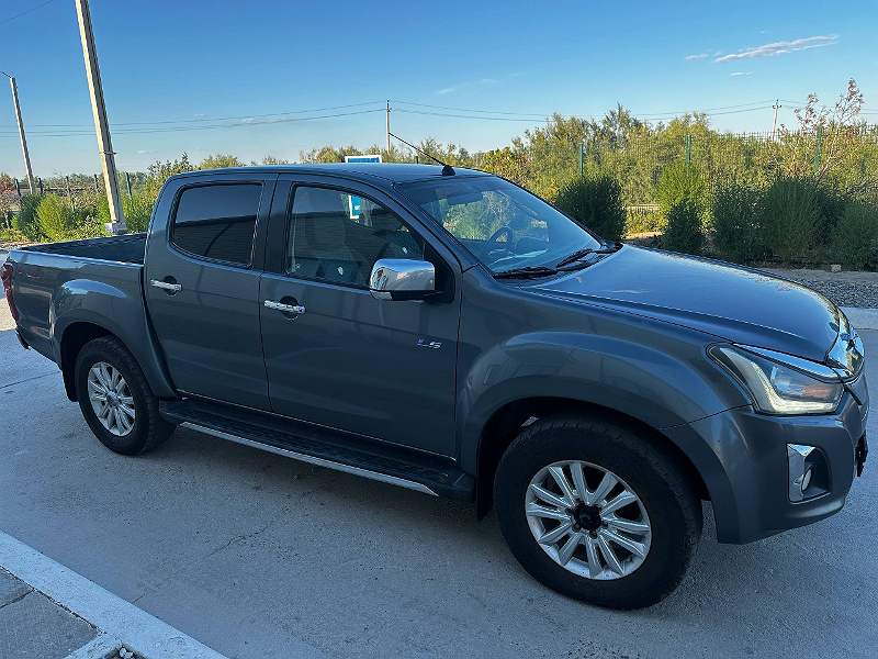 Фото лота: ISUZU D MAX OKSUS, фото 3 из 11