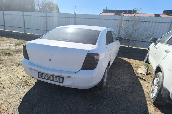 Фото лота: CHEVROLET COBALT, фото 2 из 8