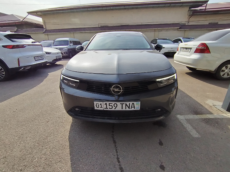 Фото лота: OPEL ASTRA, фото 1 из 12
