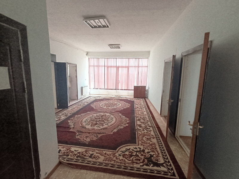 Фото лота: Дом с участком, фото 2 из 8