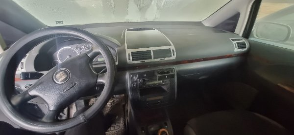 Фото лота: SEAT ALHAMBRA, фото 7 из 9