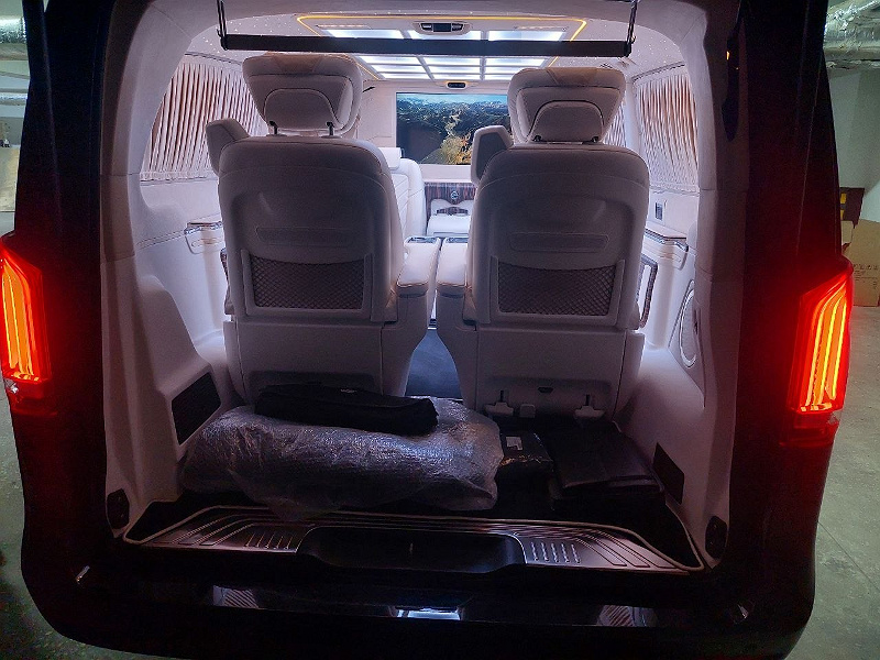 Фото лота: Mersedes Benz V Klass V300D, фото 3 из 20