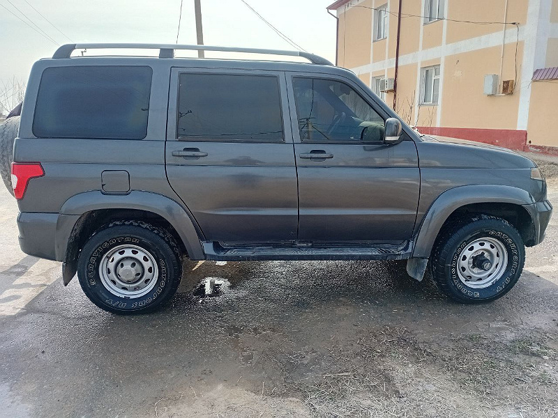 Фото лота: “UAZ/3163 475” Patriot, фото 6 из 8