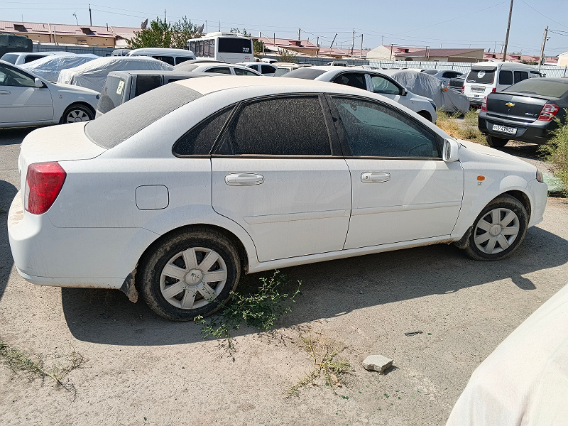 Фото лота: LACETTI SX, фото 9 из 9