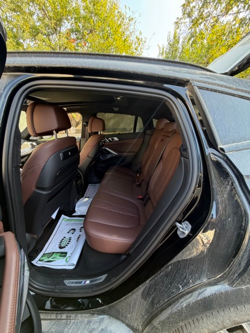 Фото лота: BMW X6 M60I XDRIVE, фото 5 из 12