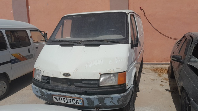 Фото лота: FORD TRANSIT, фото 2 из 7