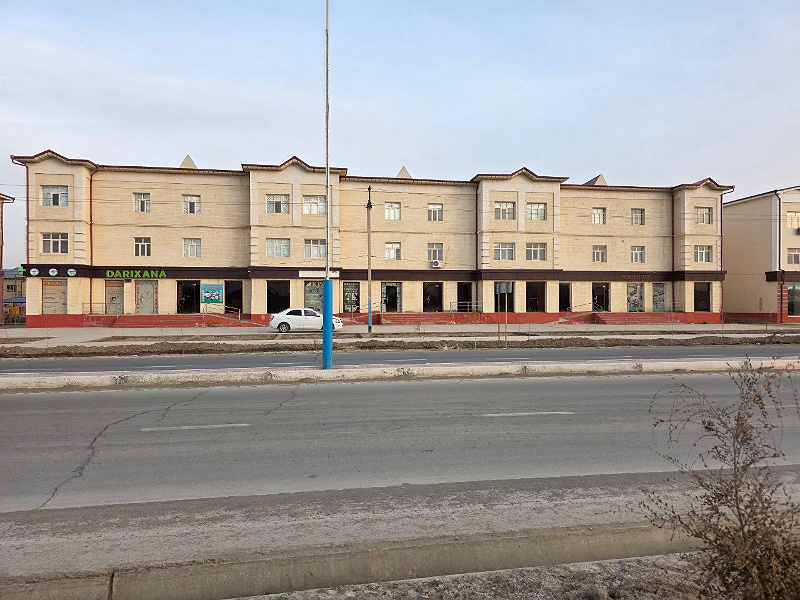 Фото лота: Квартира в многоэтажном доме, фото 1 из 5