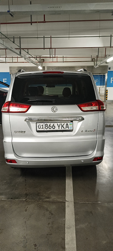 Фото лота: DONGFENG GLORY 330S, фото 7 из 9