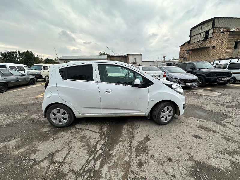 Фото лота: CHEVROLET SPARK, фото 12 из 14