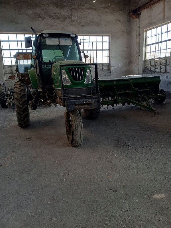 Фото лота: Traktor TTZ-100HC, фото 1 из 5