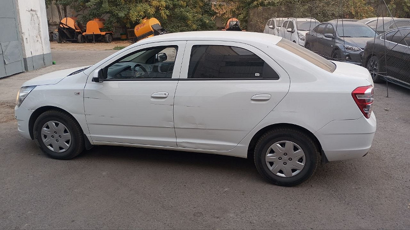 Фото лота: CHEVROLET COBALT, фото 9 из 11