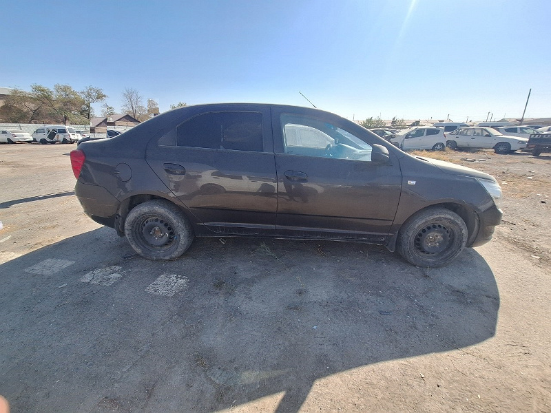 Фото лота: CHEVROLET COBALT, фото 2 из 10