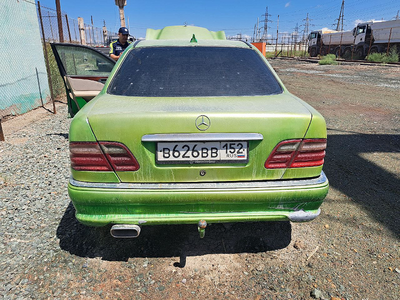 Фото лота: Mercedes Benz E200, фото 4 из 8
