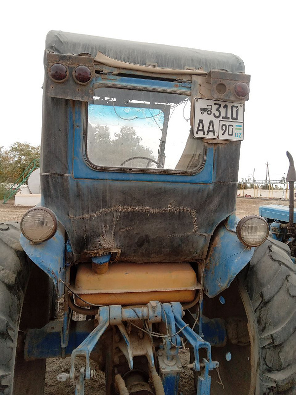 Фото лота: Traktor T-28-X4MC, фото 4 из 4