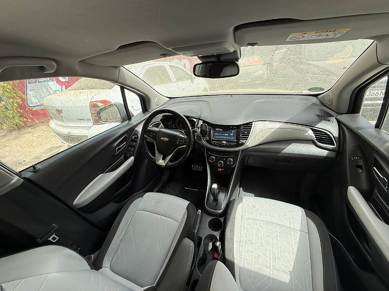 Фото лота: CHEVROLET TRACKER, фото 4 из 10