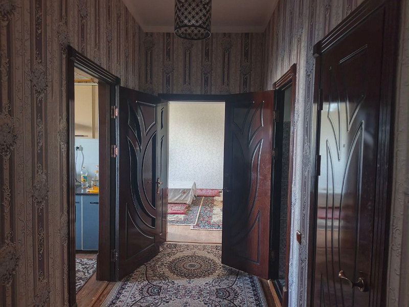 Фото лота: Квартира в многоэтажном доме, фото 8 из 13