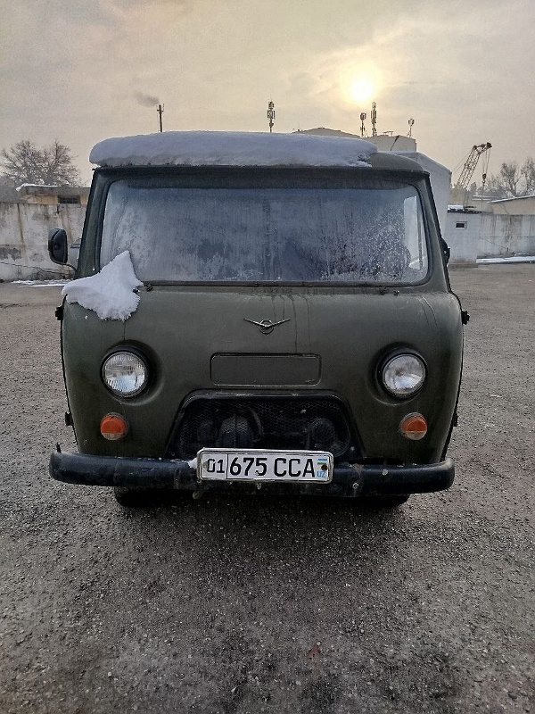 Фото лота: Грузовой автомобиль, фото 1 из 11