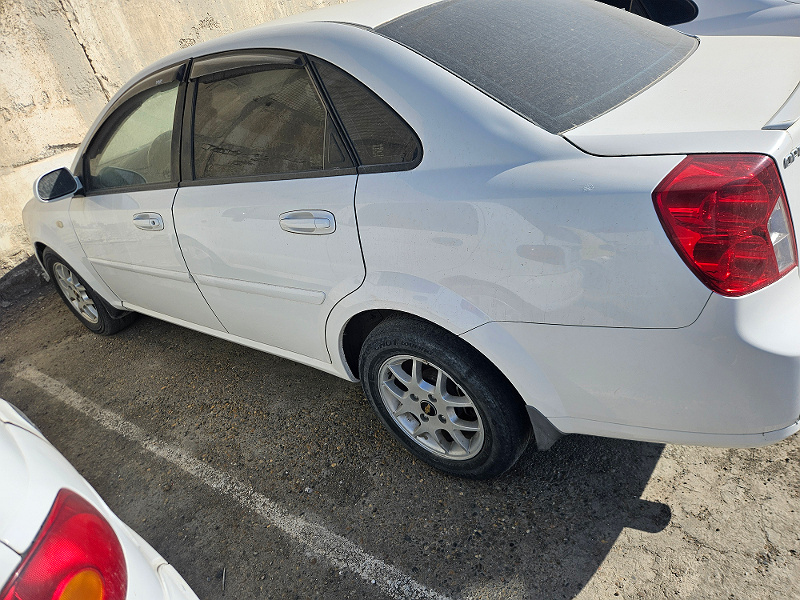 Фото лота: CHEVROLET OPTRA, фото 4 из 10
