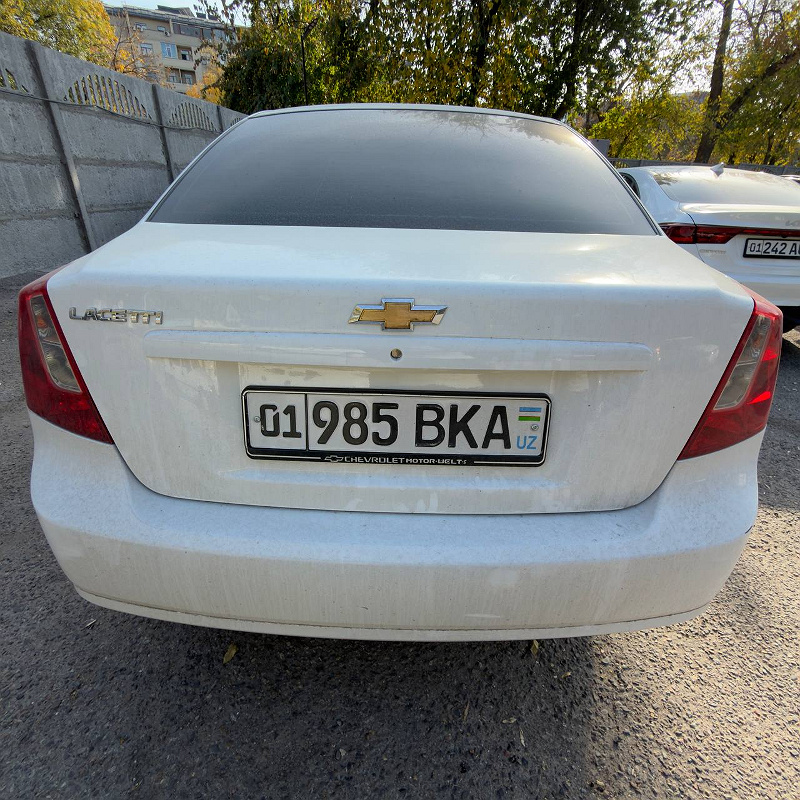 Фото лота: CHEVROLET LACETTI, фото 11 из 12