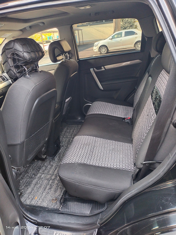Фото лота: Chevrolet Captiva, фото 4 из 9
