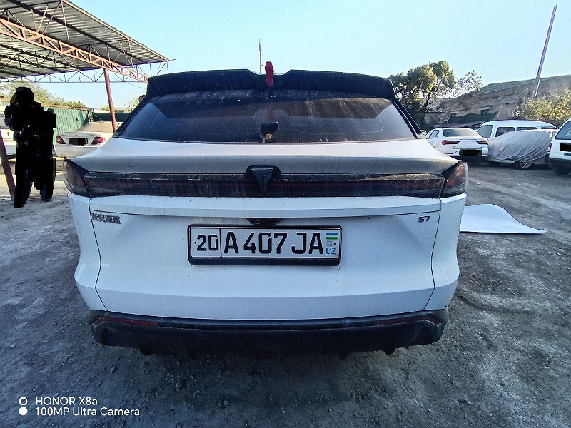 Фото лота: CHANGAN DEEPAL S7, фото 7 из 10