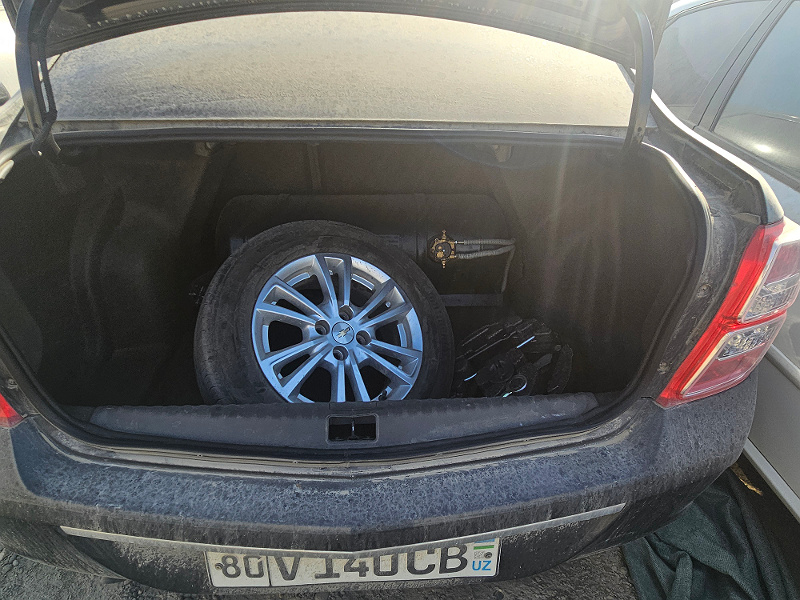 Фото лота: CHEVROLET COBALT, фото 2 из 11