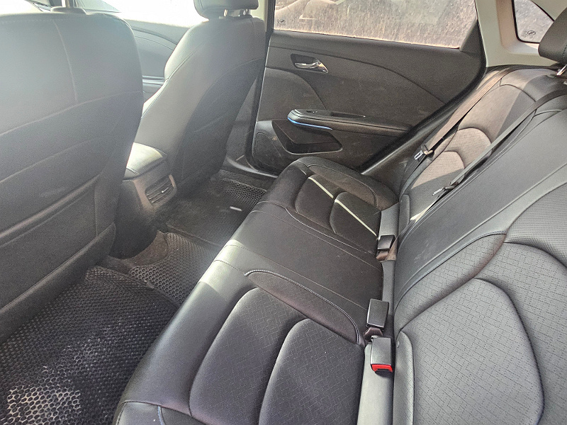 Фото лота: CHEVROLET MONZA, фото 2 из 9