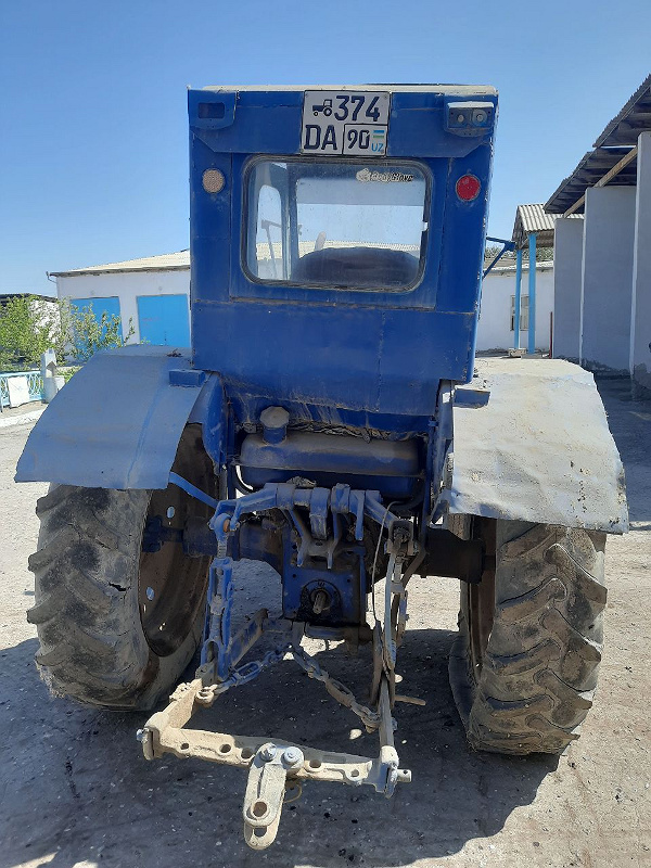 Фото лота: Traktor T-28X4M, фото 4 из 4