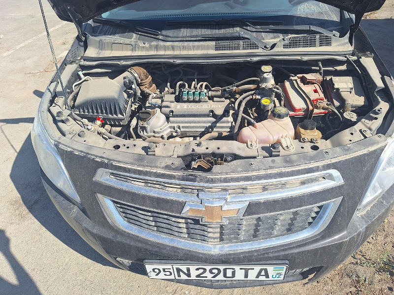 Фото лота: CHEVROLET COBALT, фото 4 из 10