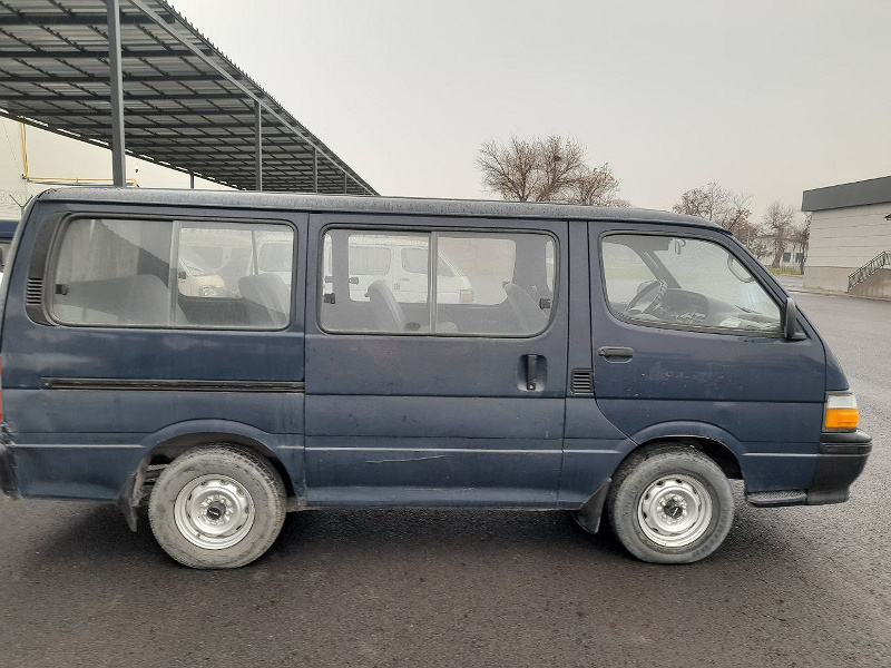 Фото лота: Toyota Hiace (850), фото 3 из 9