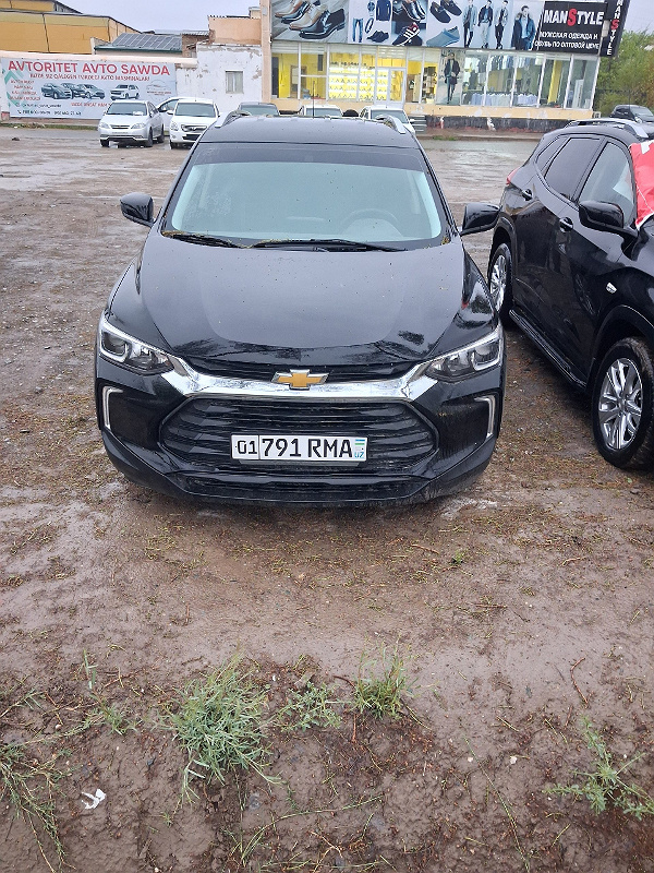 Фото лота: CHEVROLET TRACKER 2, фото 1 из 6